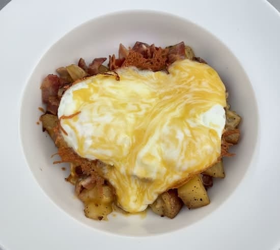 Bacon, Eggs & Hash Skillet.
